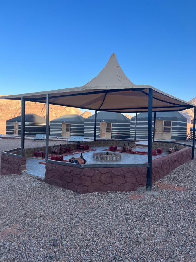 Sunlight Camp Lejlighed Wadi Rum Eksteriør billede