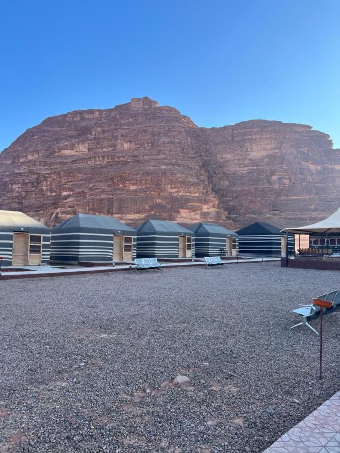 Sunlight Camp Lejlighed Wadi Rum Eksteriør billede