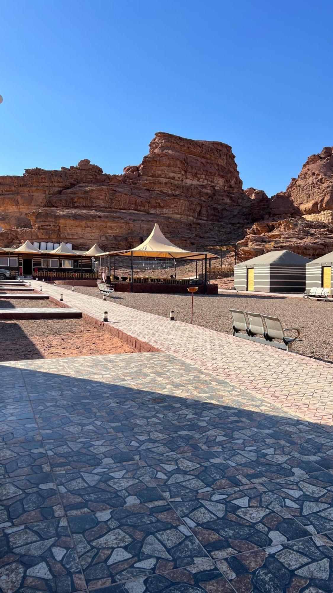 Sunlight Camp Lejlighed Wadi Rum Eksteriør billede