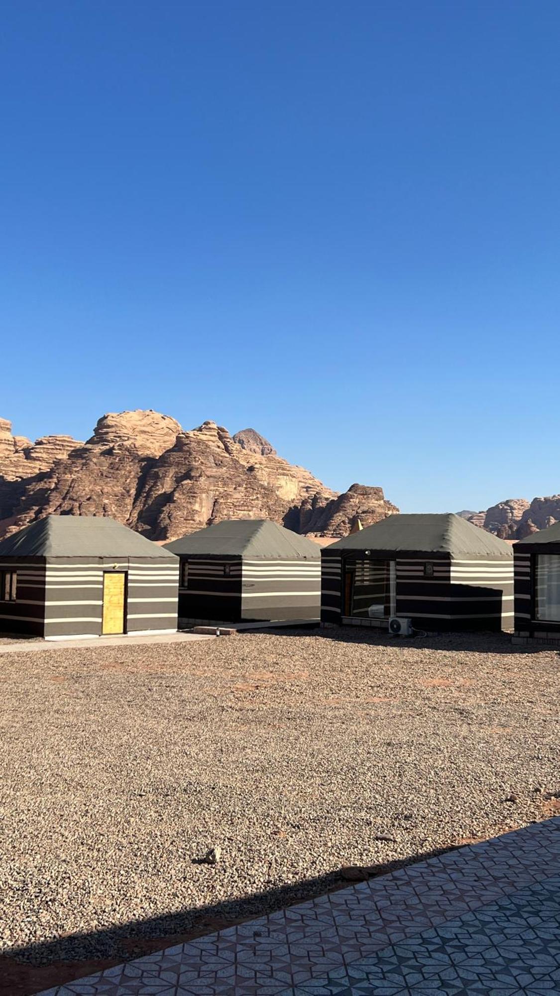 Sunlight Camp Lejlighed Wadi Rum Eksteriør billede